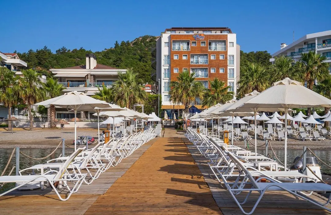 Cettia Beach Resort (Adults Only)-1